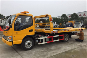 仪征哪里有拖车服务